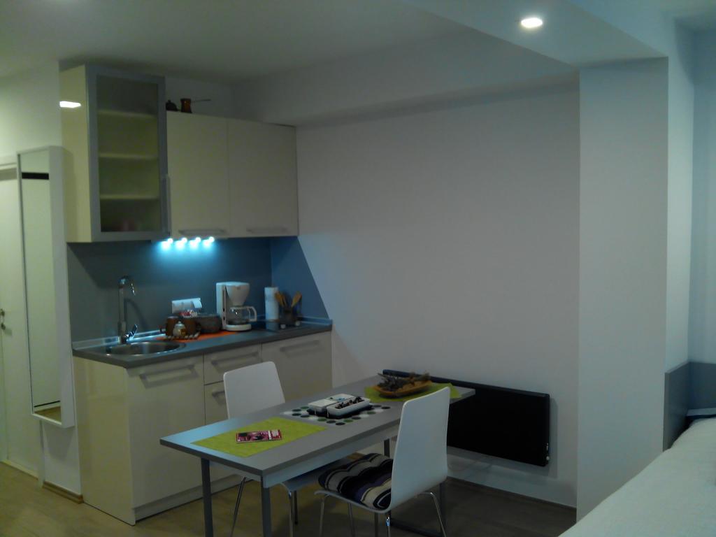 Dea'S Studio Apartment Saraievo Exterior foto